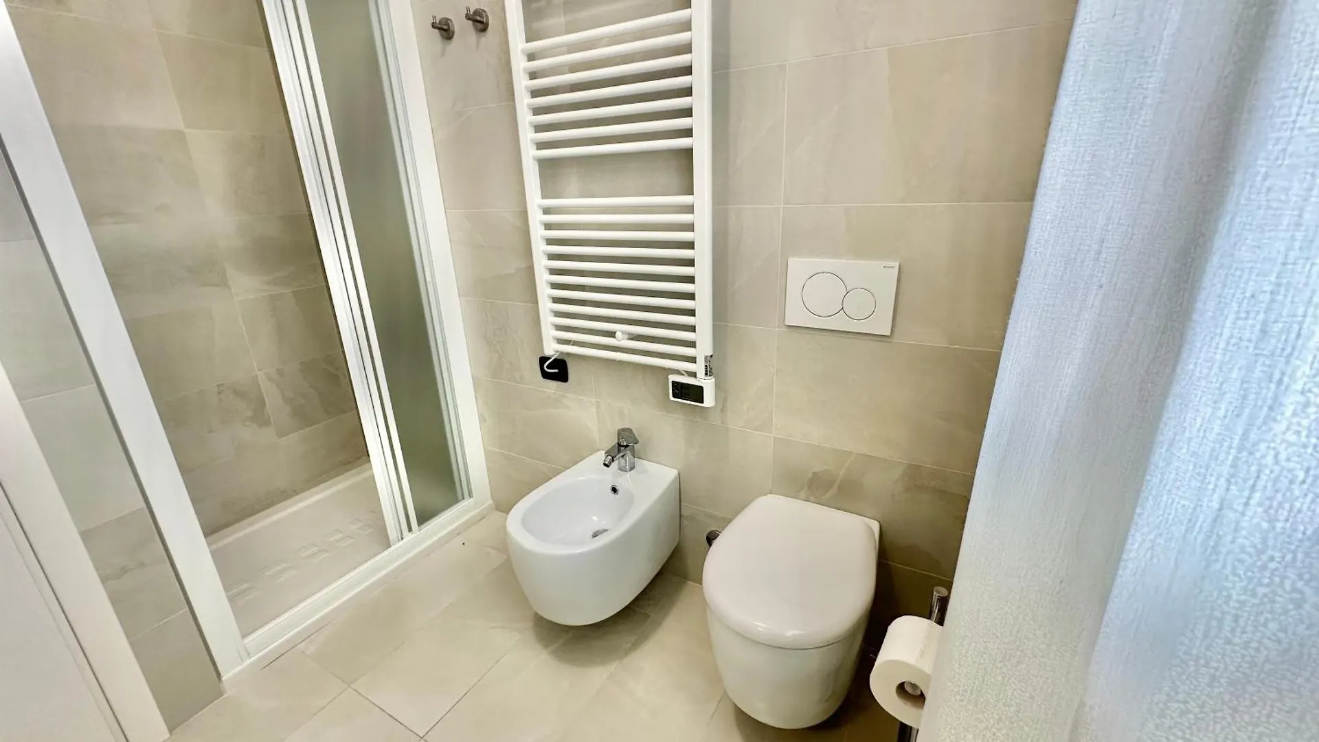 A7 Moonlight Milano Rho Fiera-Mxp Airport & Laghi - New And Modern Apartment Cesate Italië